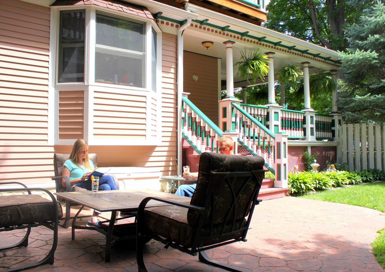 Himelhoch Bed & Breakfast Caro ภายนอก รูปภาพ