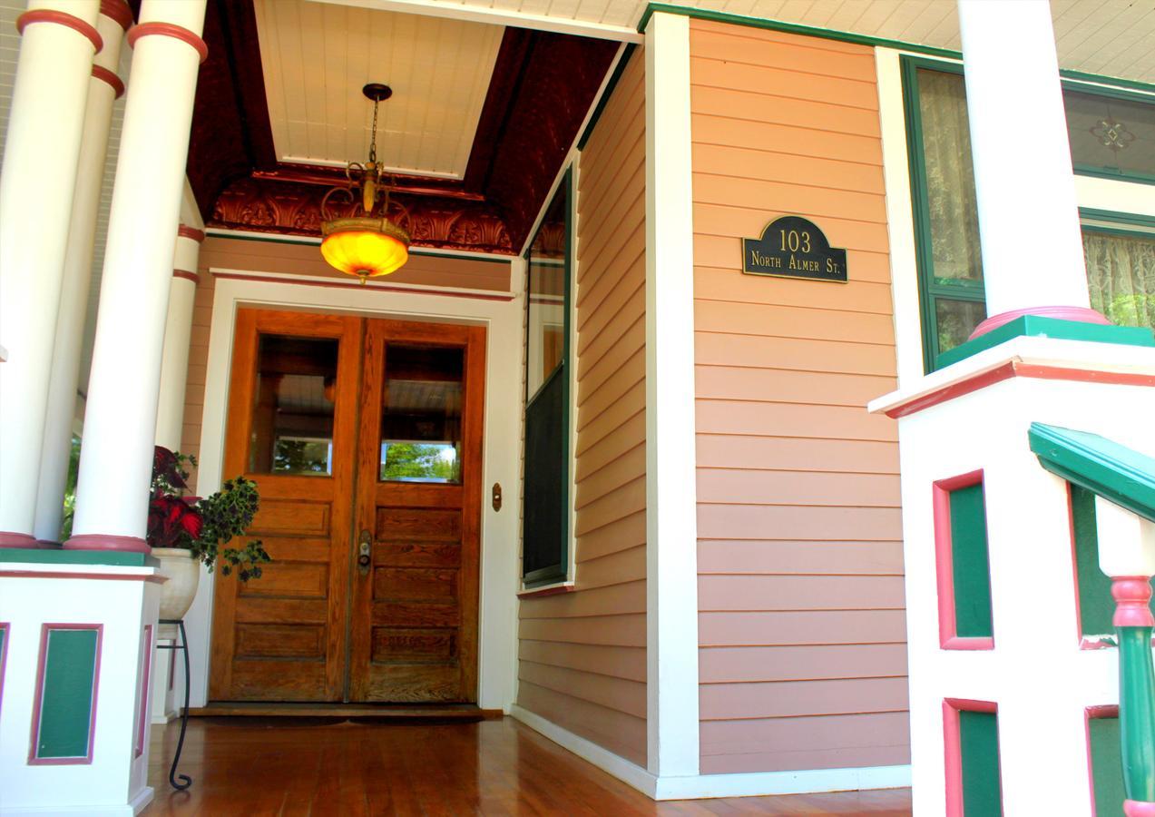 Himelhoch Bed & Breakfast Caro ภายนอก รูปภาพ